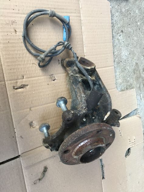 Mozzo Fusello Montante ruota sinistro / SX con ABS Citroen C3 1 serie - Foto 3