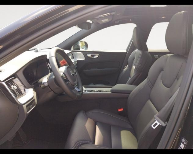 Volvo XC60 XC60 Plus Black Edition B5 AWD AUT - Foto 9