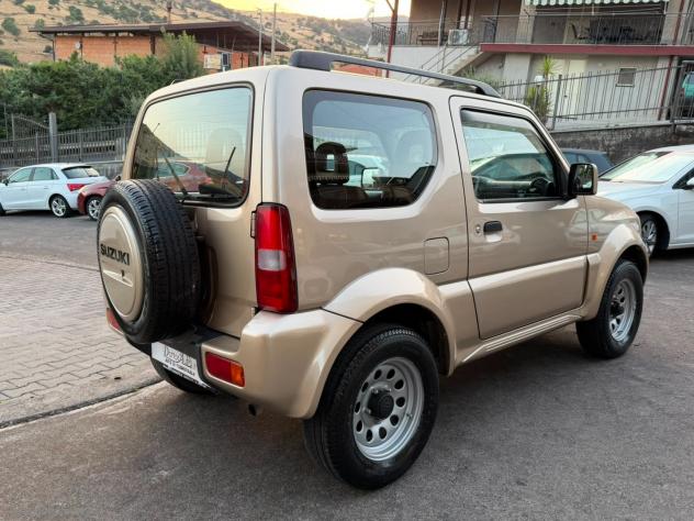 SUZUKI Jimny 1.3 4WD JLX - Foto 5