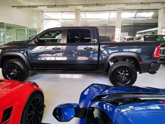 RAM 1500 NUOVO RAM 2025 RHO - 3L Hurricane L6 540hp Crew Cab - Foto 4