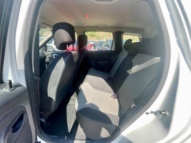 Dacia Duster 1.5 dCi 110CV 4x4 gancio traino - Foto 8