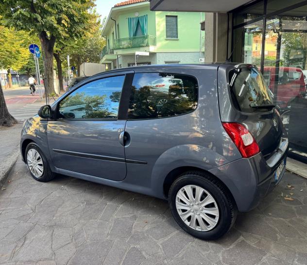 Renault Twingo 1.2 16V Dynamique Automatica - Foto 4