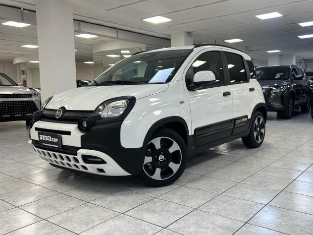 FIAT Pandina 1.0 FireFly 70cv S&S Hybrid Cross