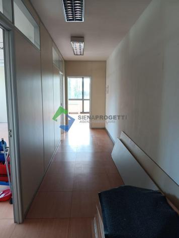 Affittasi ufficio a Poggibonsi mq 115 - Foto 2