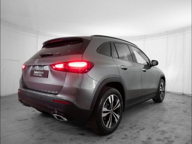 Mercedes-Benz GLA GLA 180 d Automatic Progressive Advanced Plus - Foto 4