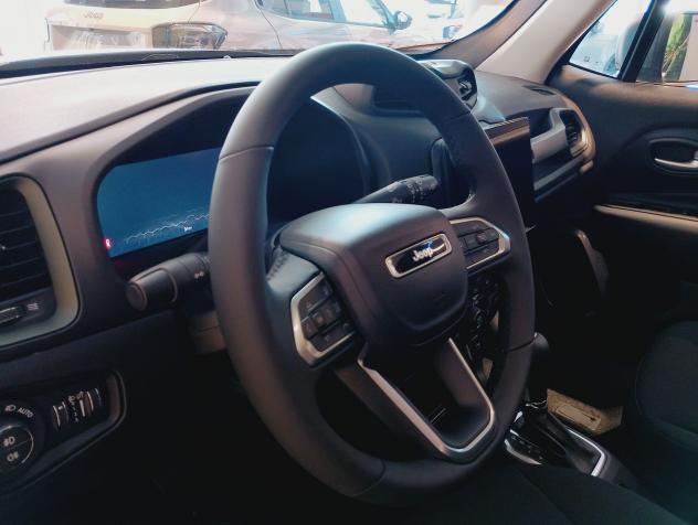 Jeep Renegade e-Hybrid 1.5 T4 MHEV 130cv North Star DDCT - Foto 7
