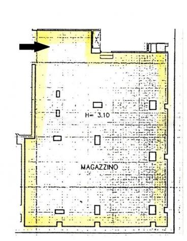 Vendesi magazzino in zona Valletta Valsecchi