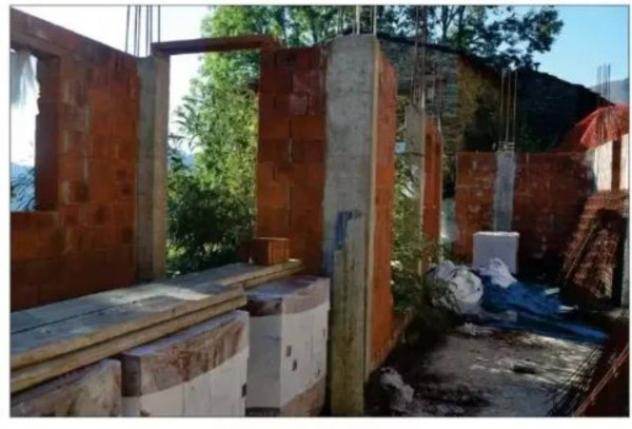 Immobile in asta di 219 m² con più di 5 locali in vendita a Paesana - Foto 2