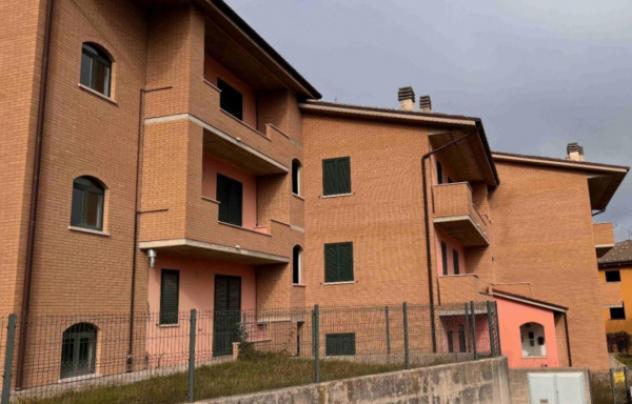 Immobile in asta di 314 m², box auto in vendita a Serra Sant'Abbondio - Foto 2