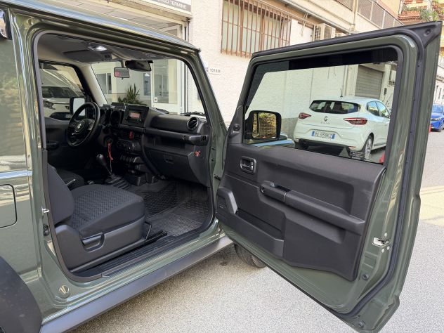 Suzuki Jimny 1.5 ALLGRIP Pro Autocarro 2022 4x4 / Da 326,00 € mese - Foto 10
