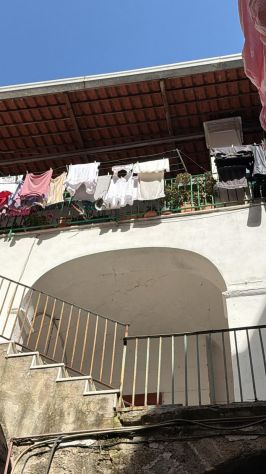 APPARTAMENTO LUMINOSO IN PIENO CENTRO DI AVERSA - Foto 2