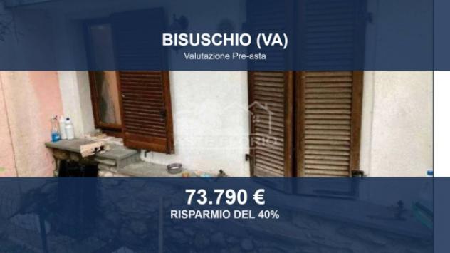 Immobile in asta di 157 m² in vendita a Bisuschio