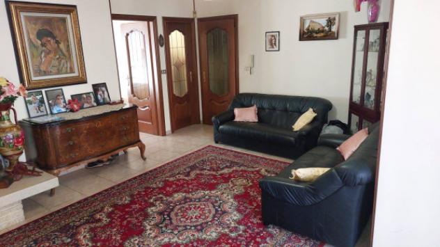 Villetta a schiera di 280 m² con più di 5 locali e box auto in vendita a None - Foto 14