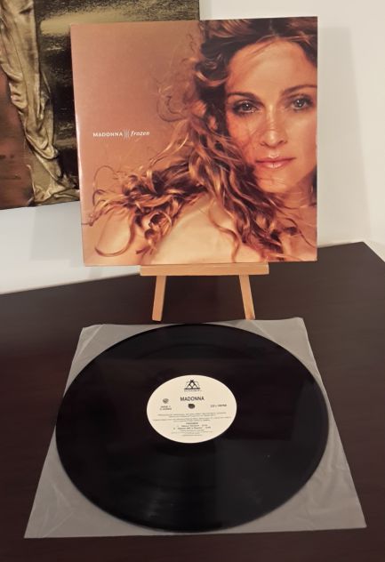 MADONNA, frozen, Etichetta: Maverick 0 9362-43993-0 8, Made in U.S.A. 1998. - Foto 2
