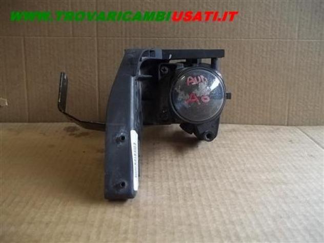 PROIETTORE FENDINEBBIA S. AUDI A6 (4B)  Parti elettriche  Fanaleria  Fendinebbia dx. AUDI - A6 - 01-09-1997 - 01-06-2001
