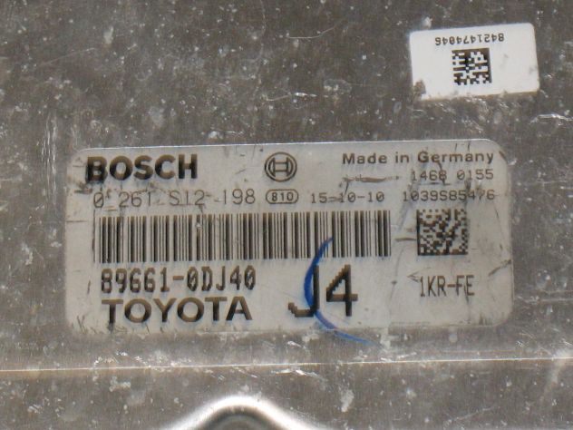 0261S12198 ECU CENTRALINA TOYOTA YAEIS 1.0 896610DJ40 ME17.9.52 1039S85476 - Foto 2