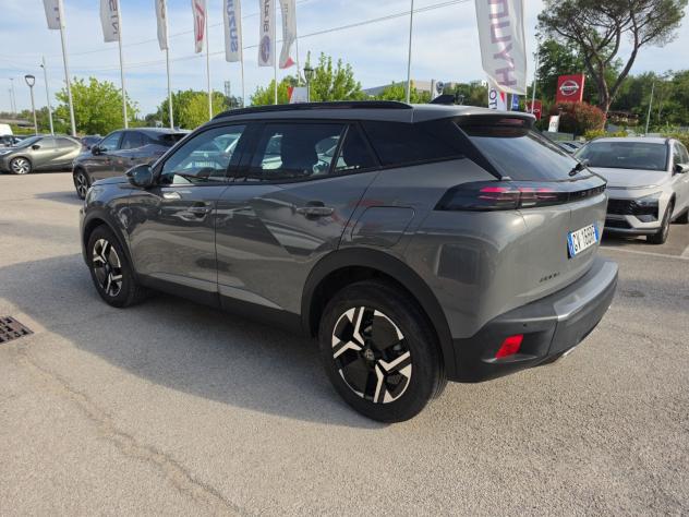 Peugeot 2008 Hybrid 136 e-DCS6 Allure Auto - Foto 6