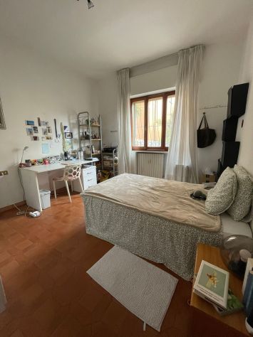 Offro 1 camera in affitto a Pisa a 350 euro/mese ad una femmina dal 1° ottobre