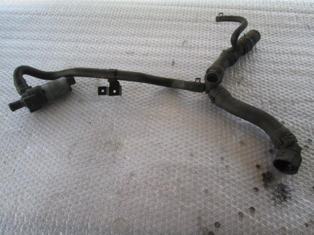 0392020024 POMPA ACQUA VOLKSWAGEN NEW BEETLE 1.8 B 110KW 5M 3P (2000) RICAMBIO USATO