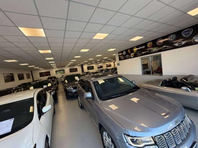 JEEP Grand Cherokee Grand Cherokee IV3.0 V6 Summit 250cv auto my18 E6d rif. 23893979 - Foto 2