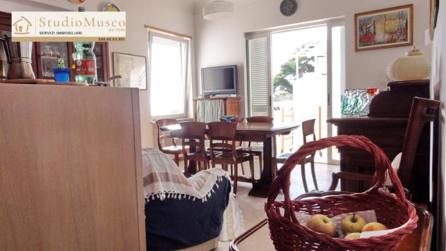 APPARTAMENTO di 5 vani e di 110 mq (CAPRI) rif. CVDBM_1 - Foto 12