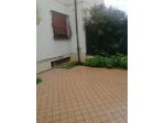 MASSA VIA DEI GELSI APPARTAMENTO CON GIARDINO IN ELEGANTE CODOMINO