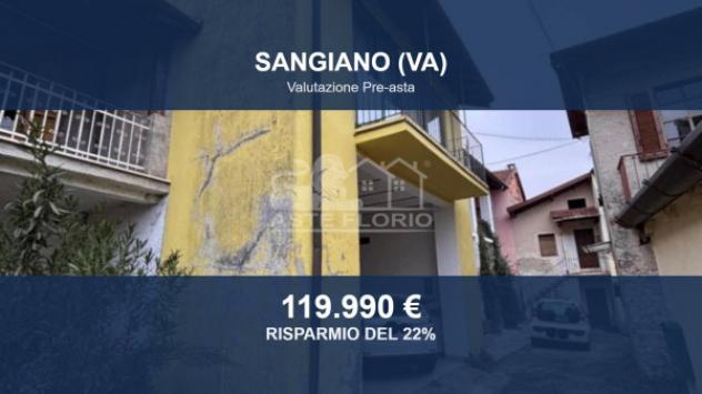 Immobile in asta di 142 m² con più di 5 locali in vendita a Sangiano