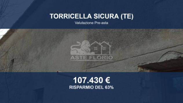 Immobile in asta di 760 m² in vendita a Torricella Sicura