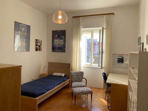Zona san Vito, stanza singola per studentessa