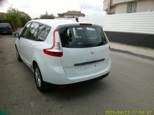 RENAULT Scenic Scénic 1.5 dCi 110CV EDC Energy rif. 24234383 - Foto 6