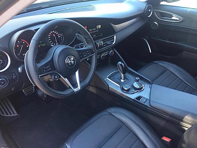 Alfa Romeo Giulia 2.2 Turbodiesel 150 CV PRONTA CONSEGNA !!! - Foto 9