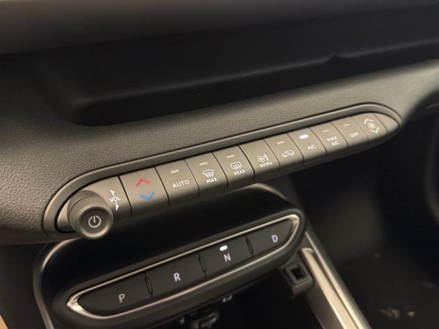 Jeep Avenger E-Hybrid Altitude 1.2 110cv Dct Mhev - Foto 9