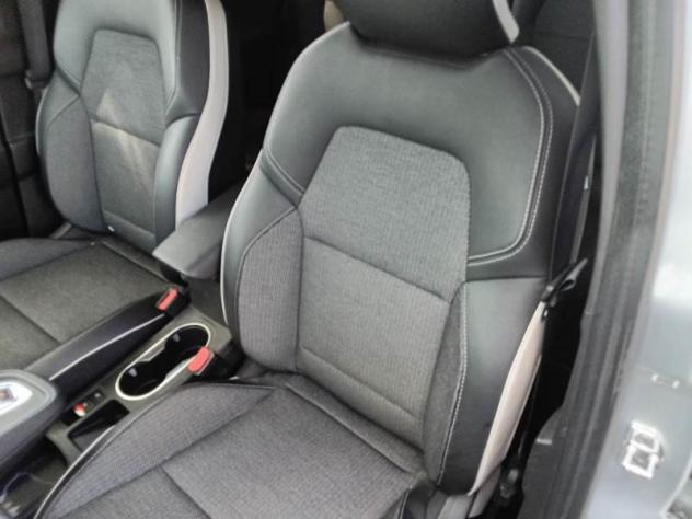 Renault Captur E-Tech plug-in hybrid 1.6 PHEV E-TECH 160cv INTENS - Foto 9