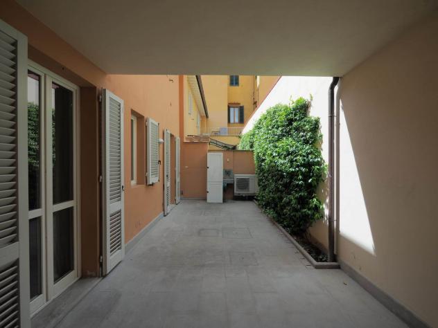 Appartamento in Affitto in zona OBERDAN con giardino