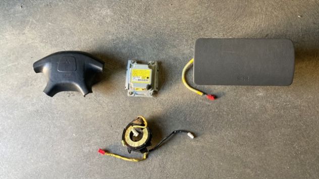 Kit airbag cruscotto Mitsubishi L200 del 2003