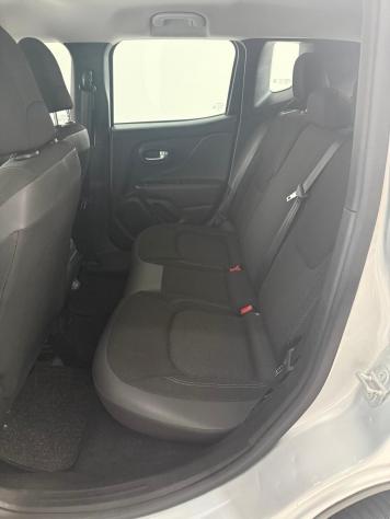 Jeep Renegade 1.3 T4 190CV PHEV 4xe AT6 Limited - Foto 7
