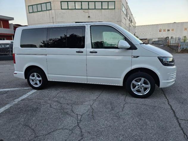 VOLKSWAGEN Caravelle 2.0 TDI 150CV PC Comfortline rif. 24021682 - Foto 6