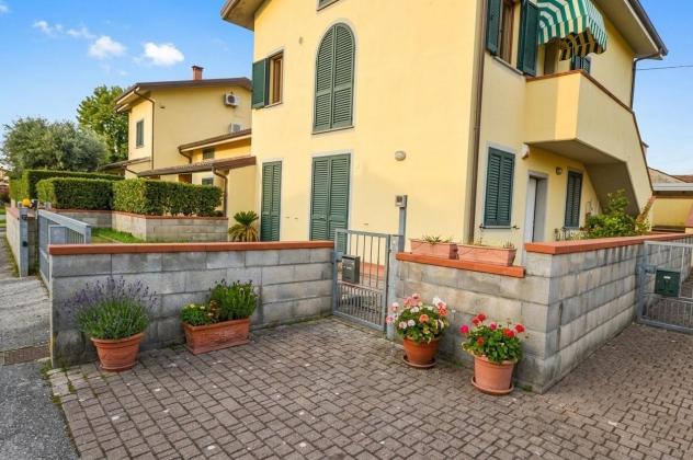 Appartamento in vendita a Arancio - Lucca 82 mq Rif: 1423986