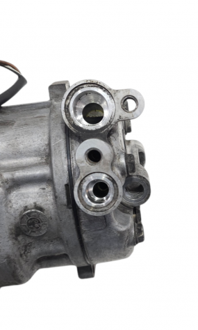 COMPRESSORE A/C SUZUKI Swift 4° Serie 13106850 Diesel 1300 (0410) - Foto 4
