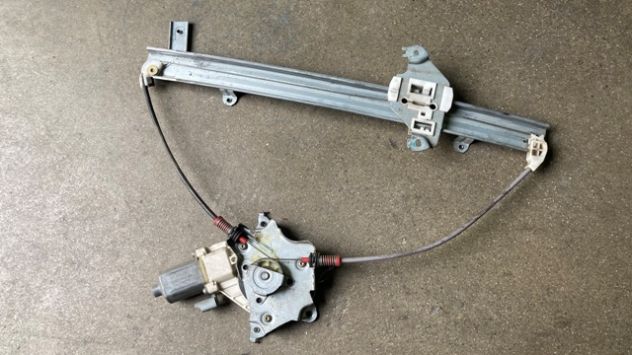 Alzacristallo SX 3 porte Nissan Micra del 2007 - Foto 4