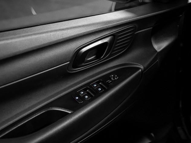 Hyundai i20 NEW MY26 1.0 T-GDI ICC CONNECTLINE - Foto 10