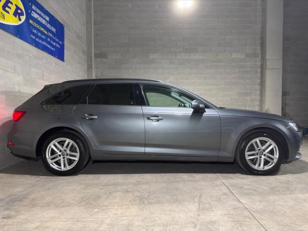 AUDI A4 AVANT 35 TDI 150CV S TRONIC KM 97.000 - Foto 4