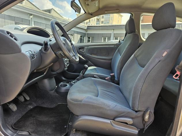 Toyota Yaris Yaris 3p 1.0 Expo s/clima - Foto 8