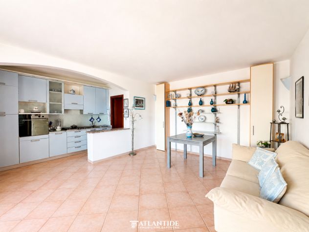 Trilocale vista mare con giardino, piscina e garage a Castelsardo – Lu Bagnu - Foto 4
