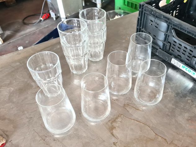bicchieri e calici per vino e liquori usati - Foto 8