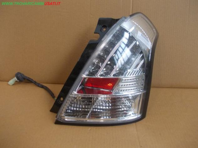 FANALE POST.D. TRASPARENTE A LED SUZUKI SWIFT (RS/MZ)  Parti elettriche  Fanaleria  Fanali  Fanale post. sx. SUZUKI - SWIFT - 01-04-2005 - 01-09-2010