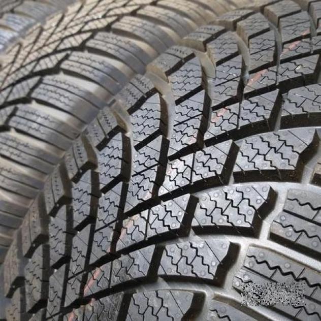 4 gomme 215 55 17 bridgestone a27646 - Foto 3