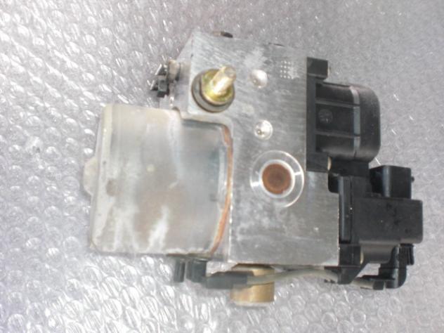 0273004132 CENTRALINA ABS AGGREGATO POMPA BOSH AUDI A4 1.8 B 92KW 4P 5M (1996) RICAMBIO USATO 668553