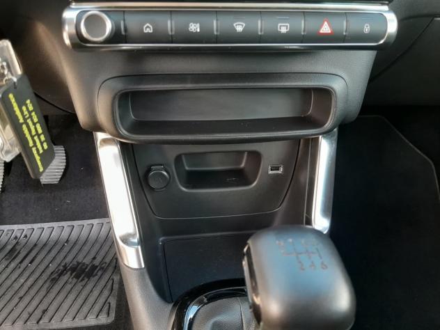 Citroen C3 Aircross 1.2 PURETECH 110CV S&S SHINE BICOLOR - Foto 9
