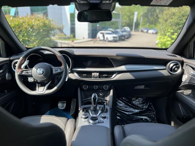 Alfa Romeo Stelvio 2.2 TD 210 CV Intensa AT8 Q4 - Foto 7